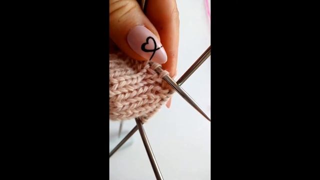 Полая резинка по кругу, спицы смотреть онлайн
