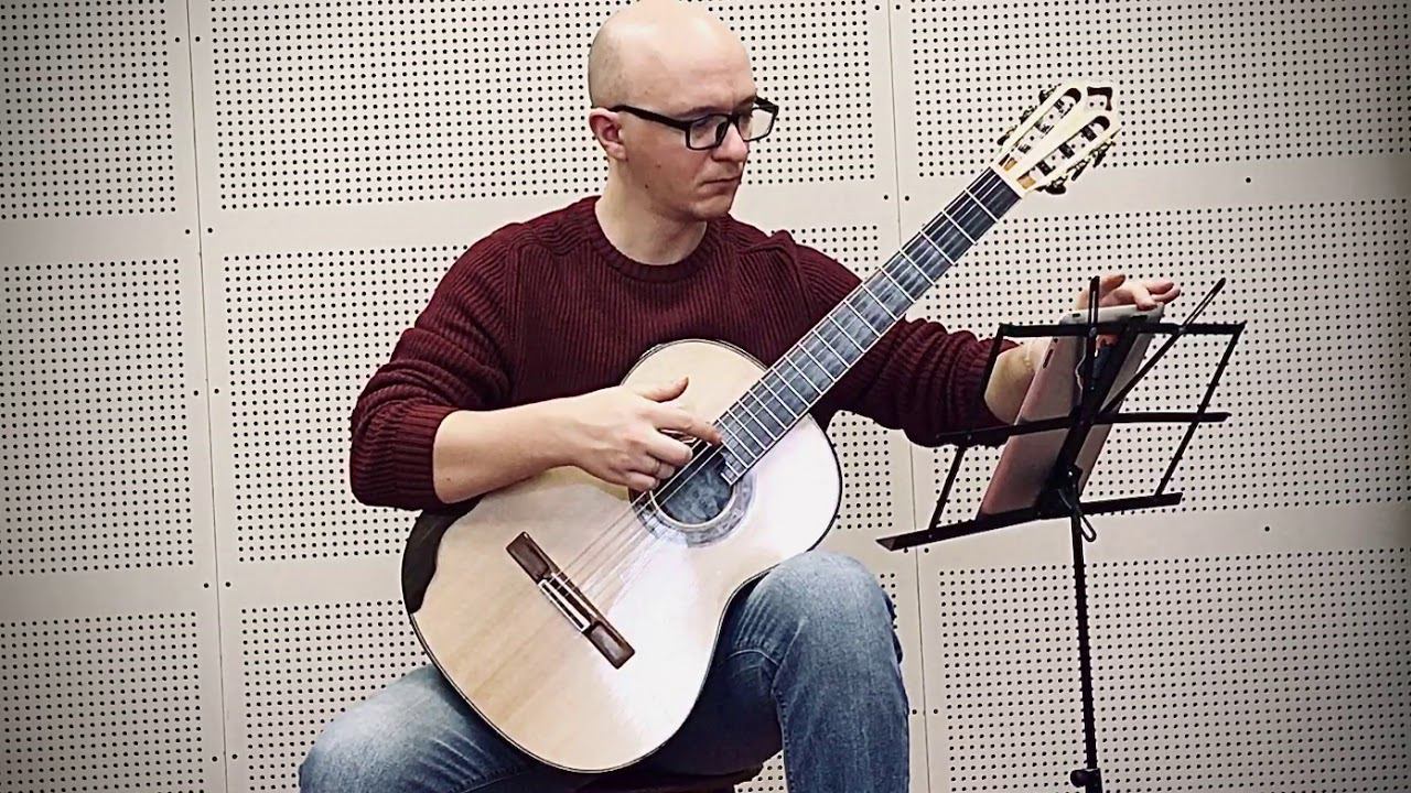 Максим Левченко обр. Д. Григорьева "Синий платочек" смотреть онлайн