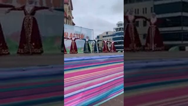 чеченский танец смотреть онлайн