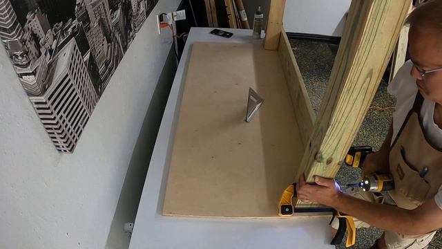 Building a simple Compost Bin смотреть онлайн