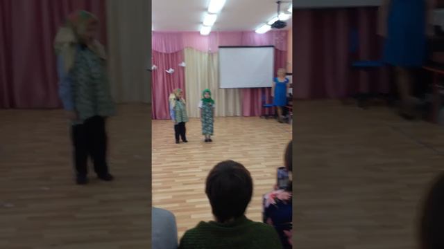 Поздравление с 8 марта от мальчиков) смотреть онлайн