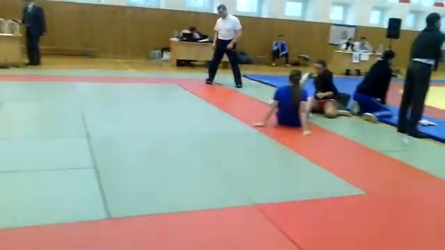 Катя Синий шлем смотреть онлайн