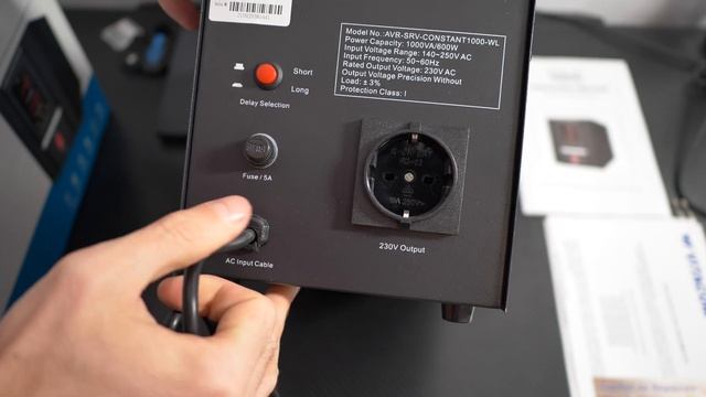 Stabilizator de tensiune cu servomotor Well Constant 1000VA 600W | AVR Unboxing смотреть онлайн