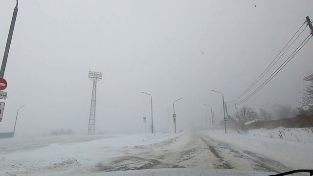 Перехватывающие парковки в циклон 12 января 2024 года в Южно-Сахалинске смотреть онлайн