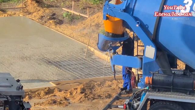 Влог.Строительство дома в Германии.Стяжка фундамента. смотреть онлайн