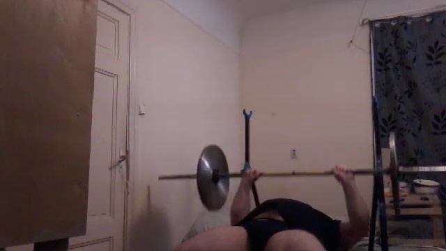 Жим лёжа 69серия, 2подход 65кг 20р,Svara stieņa spiešana guļus 69sērija, 2piegājiens 65kg 20r смотреть онлайн