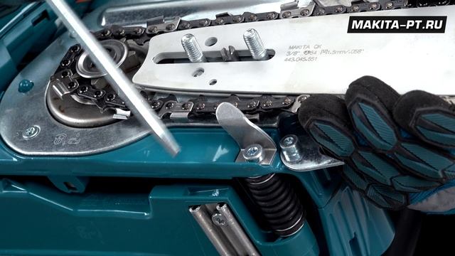 Makita DCS500-45 Бензиновая цепная пила 2.4 кВт для работы на стройке, лесоповале и загородном доме смотреть онлайн