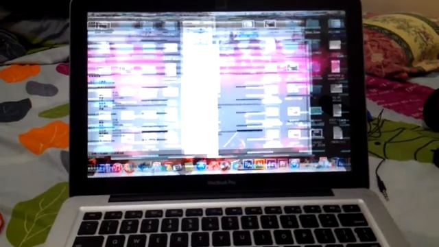 MacBook Pro (13-inch, Mid 2012) 16GB RAM +500GBHHD - Screen glitch (Problem Solved) смотреть онлайн