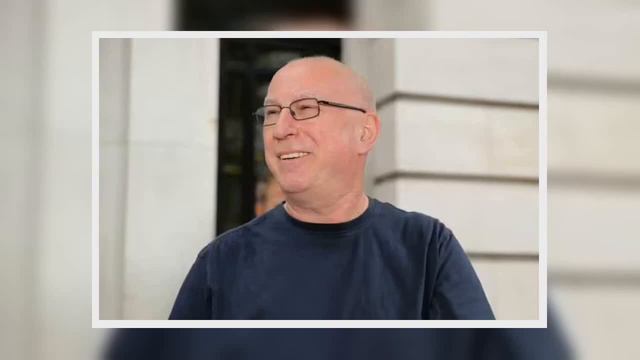 Vernon Kay breaks down in tears over messages after backlash for replacing Ken Bruce【News】 смотреть онлайн