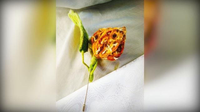 Ювелирные шерстяные цветы от Ixia Garden смотреть онлайн