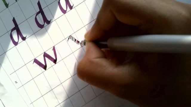 Day 7: Lowercase "w” in Italics! #italiccalligraphy #diwali #calligraphy #satisfyingvideo #alphabet смотреть онлайн