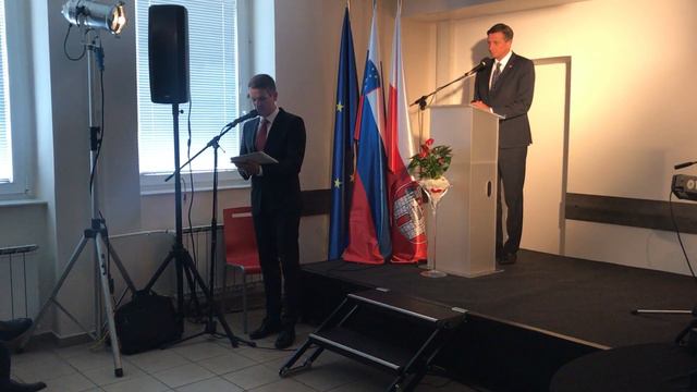 Borut Pahor na otvoritvi nove čistilne naprave v Henklu Maribor смотреть онлайн