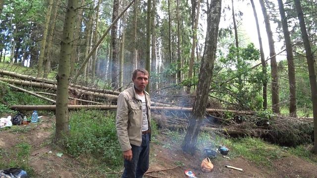 ДЕНЬ 2 . 48 ЧАСОВ В ЛЕСУ !!! смотреть онлайн