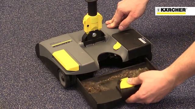 Kärcher EB 30/1 Battery-Powered Broom смотреть онлайн