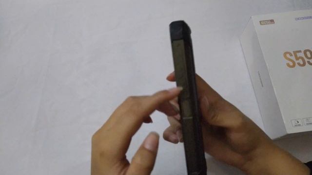 Unboxing a 10,050mAh battery smartphone, the DOOGEE S59 Pro смотреть онлайн