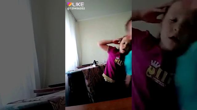 Дурачимся смотреть онлайн