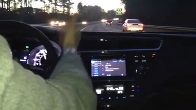 2013 Toyota Avalon Demonstration Drive смотреть онлайн