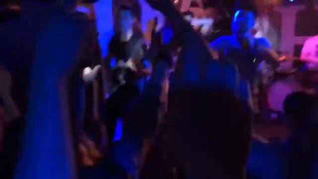 Гитарист WORIAL TRU сыграл с Anacondaz смотреть онлайн