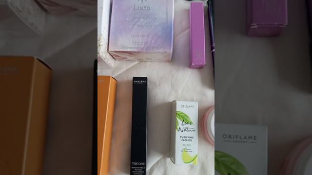 Распаковка второго заказа по новогоднему каталогу Орифлэйм 🎄💄😍 29.12.2023 смотреть онлайн