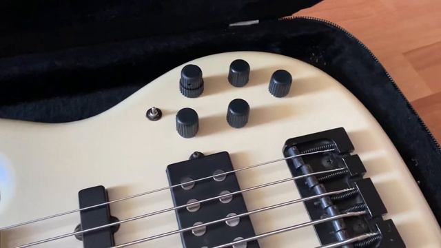 Bass carvin custom shop смотреть онлайн
