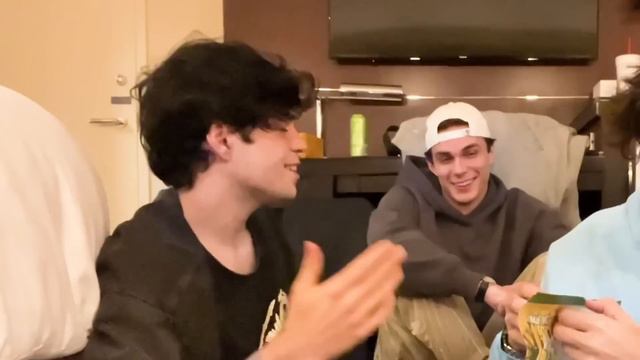 We went to the FAKEST SUPERMARKET IN THE WORLD смотреть онлайн