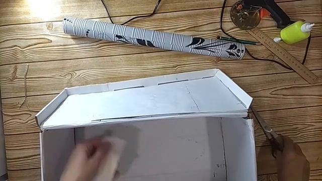 Как обклеить КОРОБКУ ДЛЯ ХРАНЕНИЯ ВЕЩЕЙ своими руками КАК декорировать КОРОБКУ для ХРАНЕНИЯ смотреть онлайн
