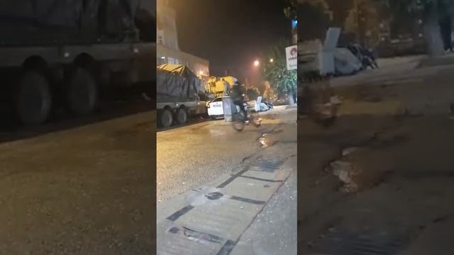 Ещё кадры переброски турецкой военной техники в направлении сирийского Азаза смотреть онлайн