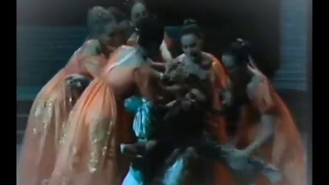 Romeo & Juliet - Nureyev, Fracci, Fonteyn - 7/8 Romeo's Dream