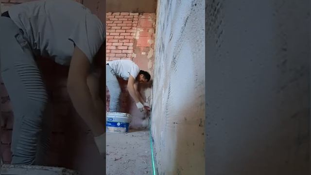 Штукатурка как установить маяк с помощью лазерного уровня #установка #маяк #лазерныйуровень #рек смотреть онлайн