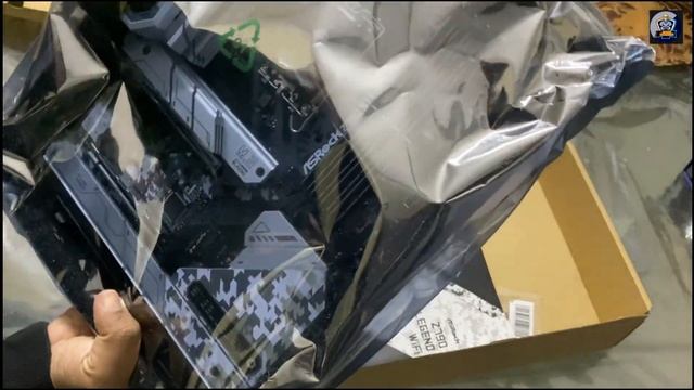 ASROCK Z790 STEEL LEDGND WiFi DDR5 UNBOXING AND FIRST LOOK PAIRED WITH CORE I9 13900k смотреть онлайн