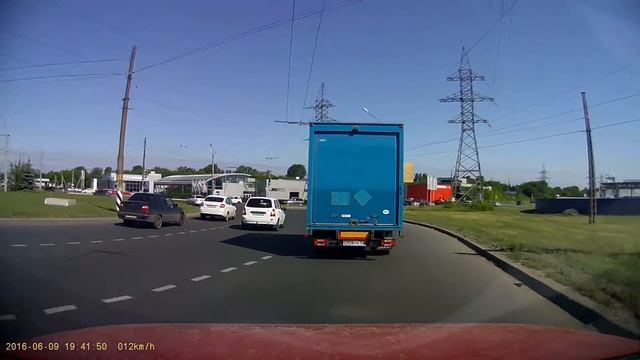 2016 06 10 08:45. Тольятти, Южное шоссе смотреть онлайн