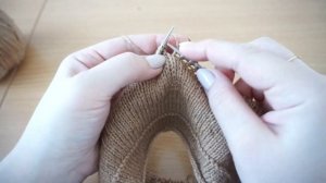 Как связать детские штаны спицами. Мастер класс. Штаны  с ростком и ластовицей.