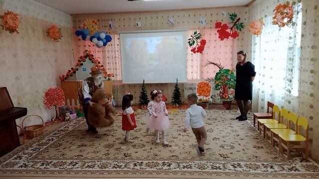 Осенний утренник в младшей группе 2023 смотреть онлайн