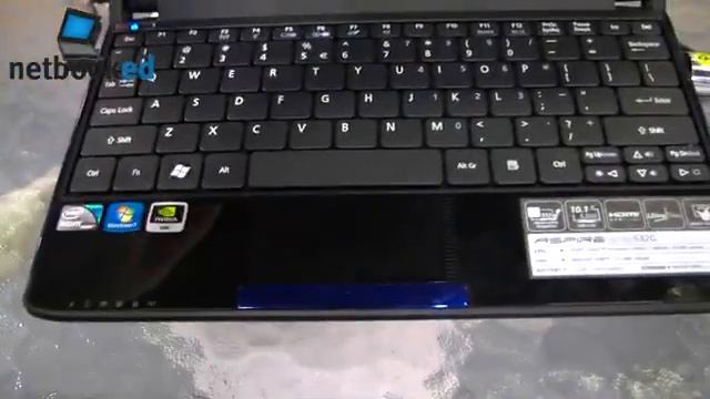Acer Aspire One 532G ION 2 Powered 10 Inch Netbook Hands On смотреть онлайн