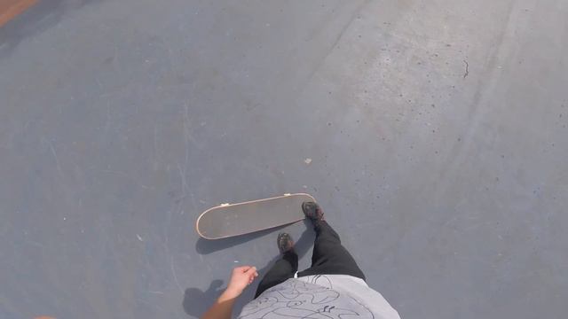 REGULAR! POV Skate Tutorial #7: How to FRONTSIDE SHOVE IT смотреть онлайн