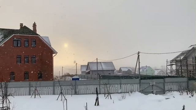 7/Капризы питерской погоды. То снег, то солнце. смотреть онлайн
