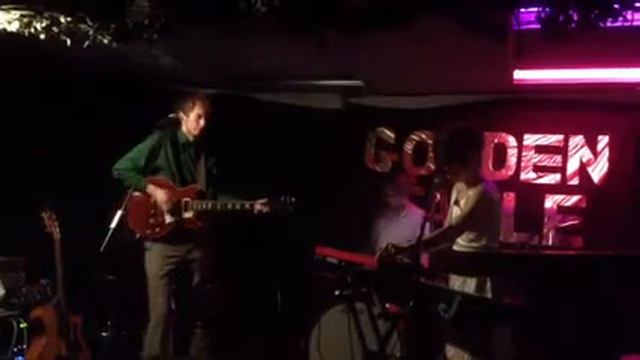Golden Fable 'Restless Souls' live @ Kraak Gallery Manchest смотреть онлайн