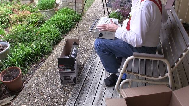 Ion Deluxe boombox Wireless Digital BlueTooth to Analogue unboxing April 2020 playing my cassette смотреть онлайн