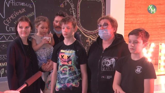 Фестиваль семейных спектаклей "Варежка" смотреть онлайн