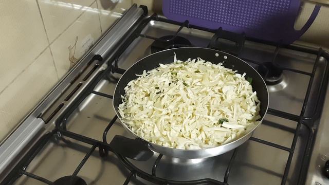 RECEITA COM REPOLHO | FÁCIL DE FAZER | VEGETAIS 🧅🥬🍅 смотреть онлайн