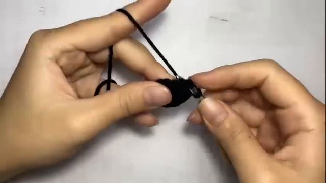 feito à mão por mim! Como fazer crochê Pinguim usando lenço parte 1 смотреть онлайн
