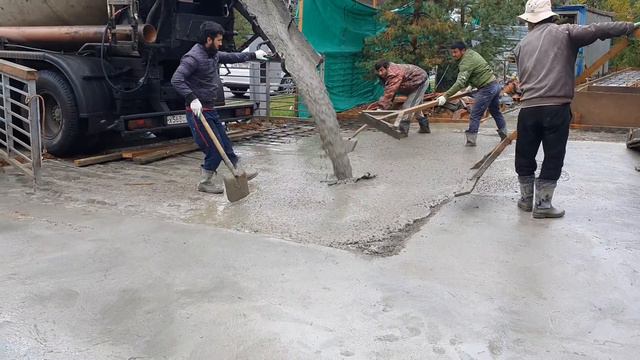 Заливаем Бетон...☝☝☝ смотреть онлайн