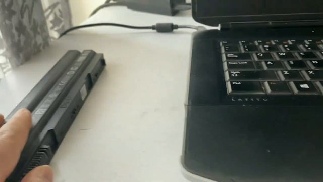 Laptop POWER ON But NO Display or Display Blank смотреть онлайн