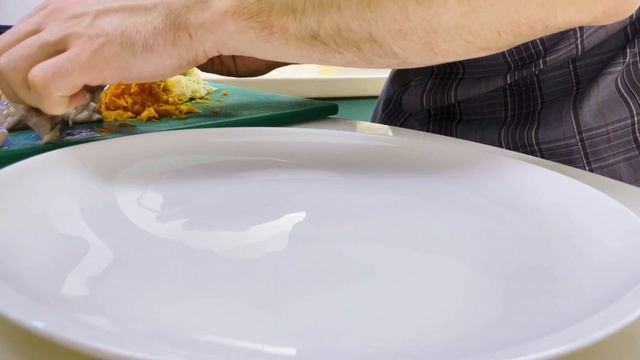 Селёдка под шубой с яйцом пашот! Новый рецепт СЕЛЁДКИ под шубой смотреть онлайн