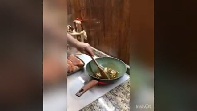 Свиные стейки в аджике с особенным гарниром «альденте»! Невероятно нежный и насыщенный вкус! смотреть онлайн