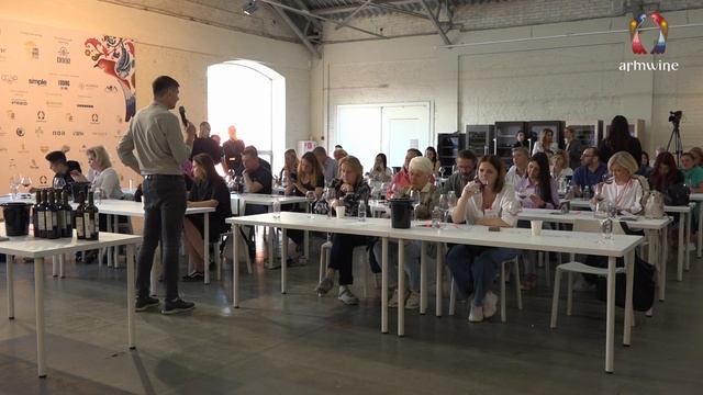 Армянские красные бленды. Виталий Музыченко. ArmWine 2022, Москва смотреть онлайн