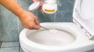 Мощнейший способ! Как очистить унитаз, от ржавчины и известкового налёта