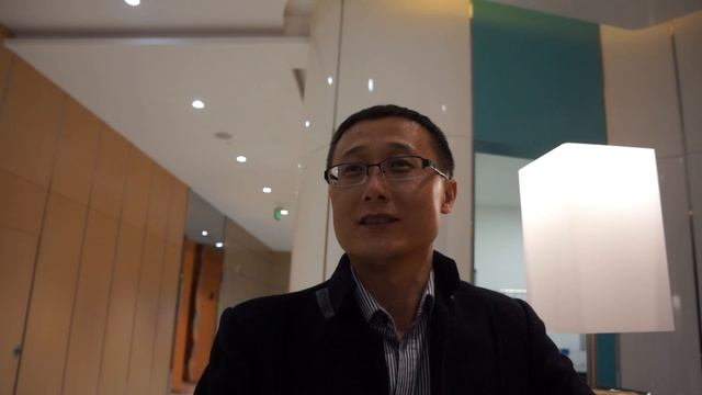 Магазин Xiaomi. Скоростной Поезд. Шанхай смотреть онлайн