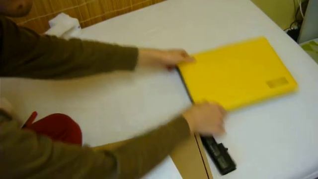 Unpacking 12" notebook UMAX VisionBook 7200 смотреть онлайн