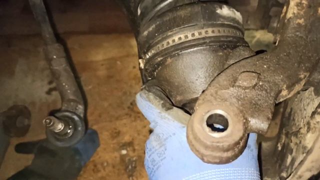 Стук в подвеске при повороте Поло седан